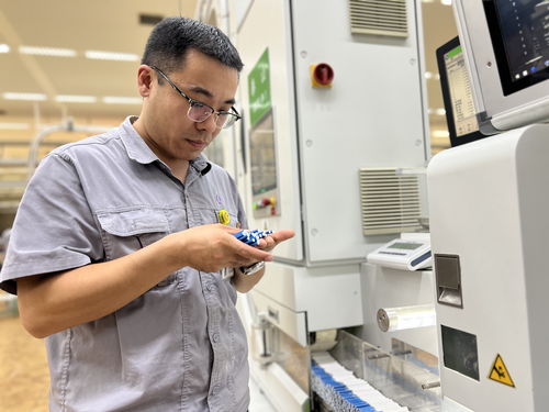 山東中煙青島卷煙廠卷包車間 強化過程控制 保障產(chǎn)品質(zhì)量